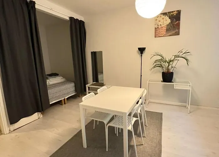 Moderni Siisti Studio Koti Jossa Modernit Kalusteet