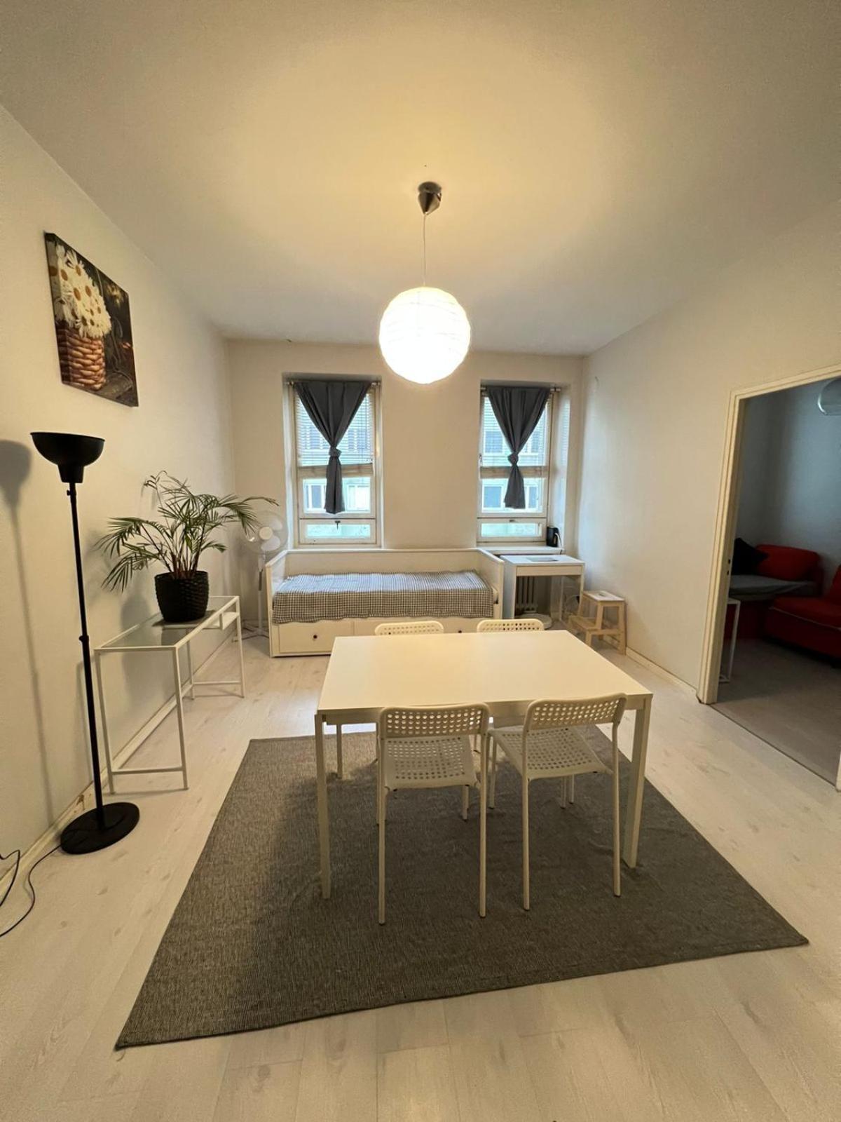 Apartment Moderni Siisti Koti Jossa Modernit Kalusteet *