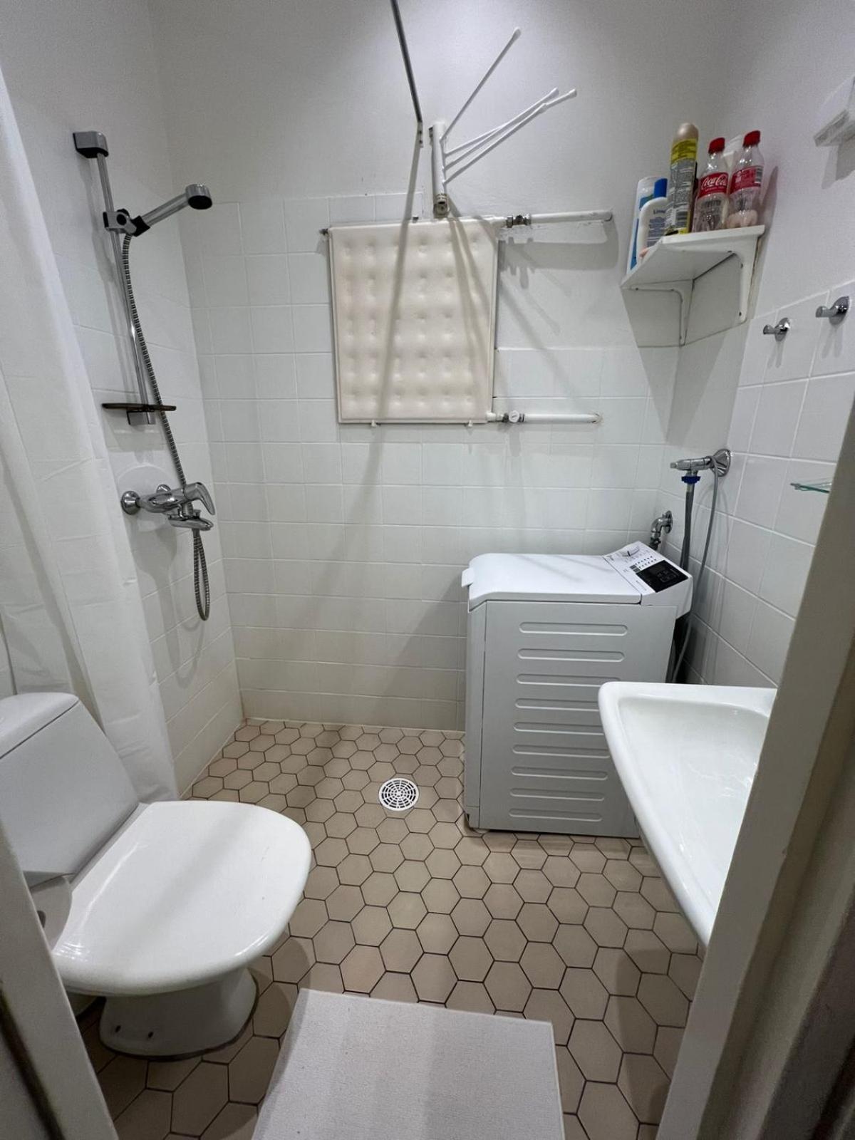 Moderni Siisti Koti Jossa Modernit Kalusteet Apartment